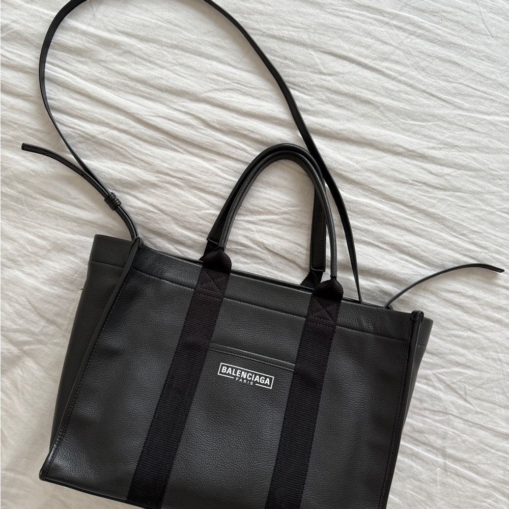 Balenciaga Medium Shopper Bag